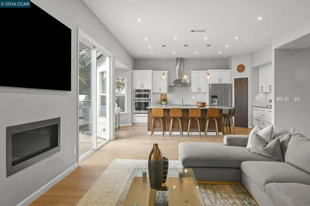 1161 Torrey Pines Pl Clayton, CA 94517