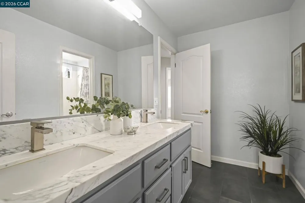 1161 Torrey Pines Pl Clayton, CA 94517