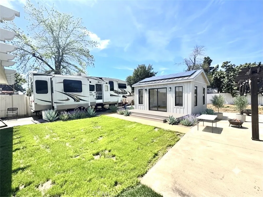 1119 Virginia Avenue Ontario, CA 91764
