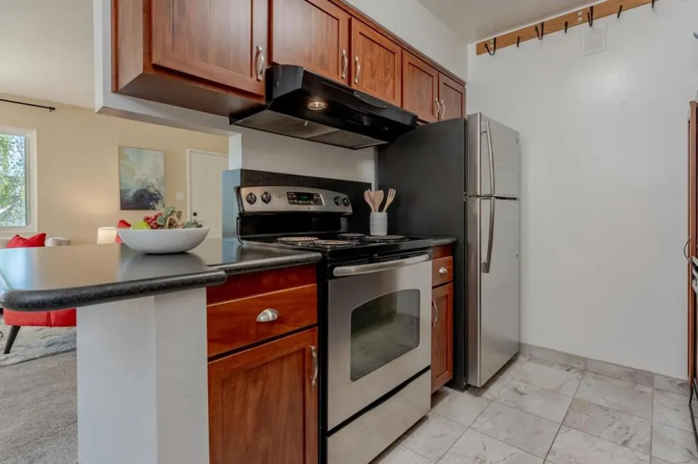 3049 Los Prados Street #223 San Mateo, CA 94403