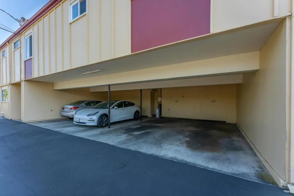 3049 Los Prados Street #223 San Mateo, CA 94403