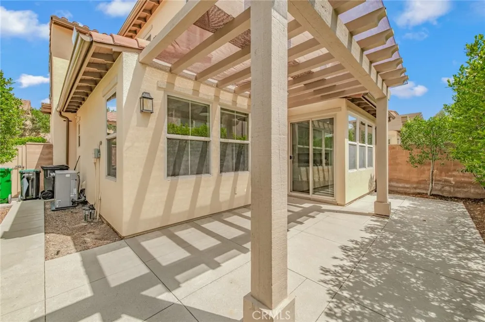 167 Overbrook Irvine, CA 92620