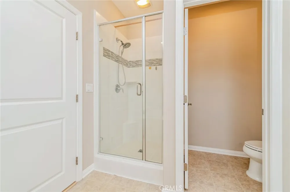 167 Overbrook Irvine, CA 92620