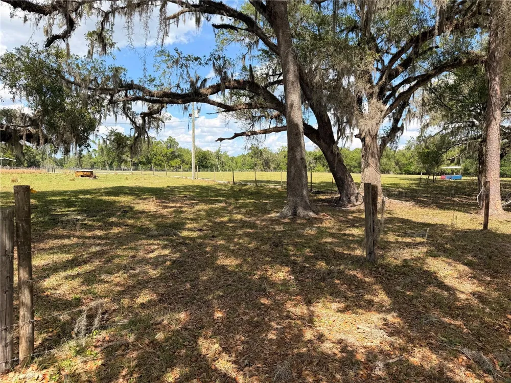 20512 RAMER ROAD Dade City, FL 33523