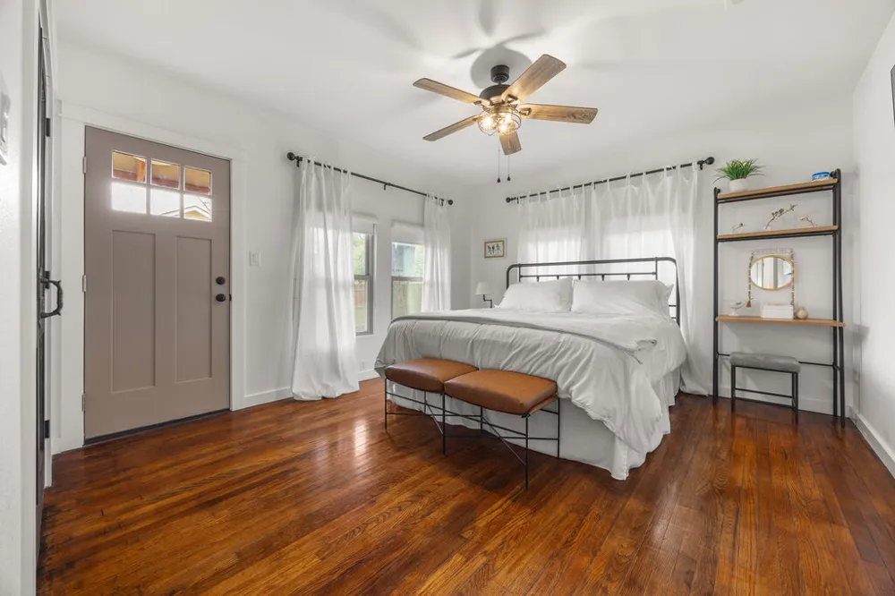 205 Old Austin Highway Johnson City, TX 78636