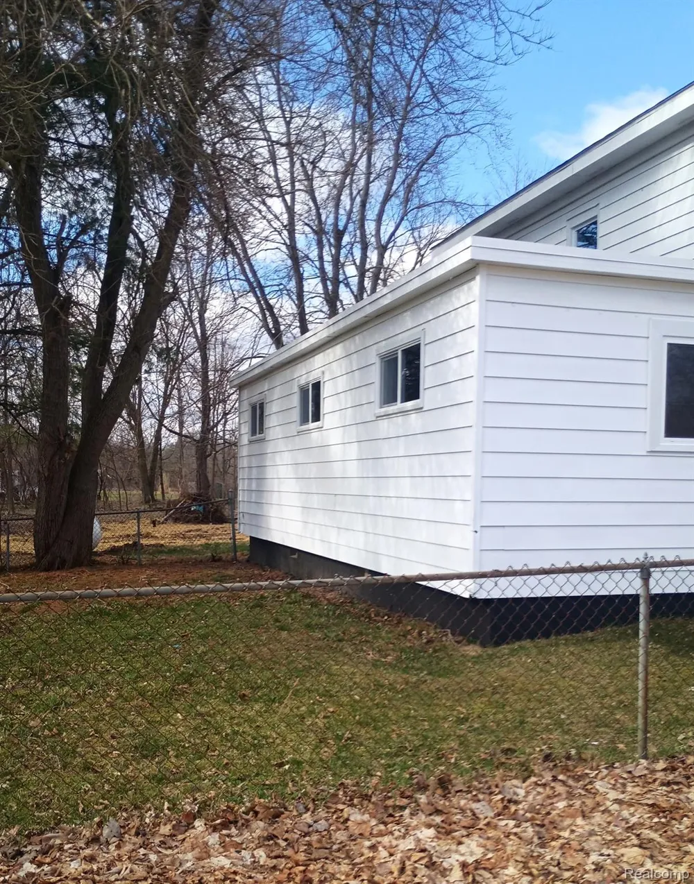 203 E Commercial Street Norvell Township, MI 49263