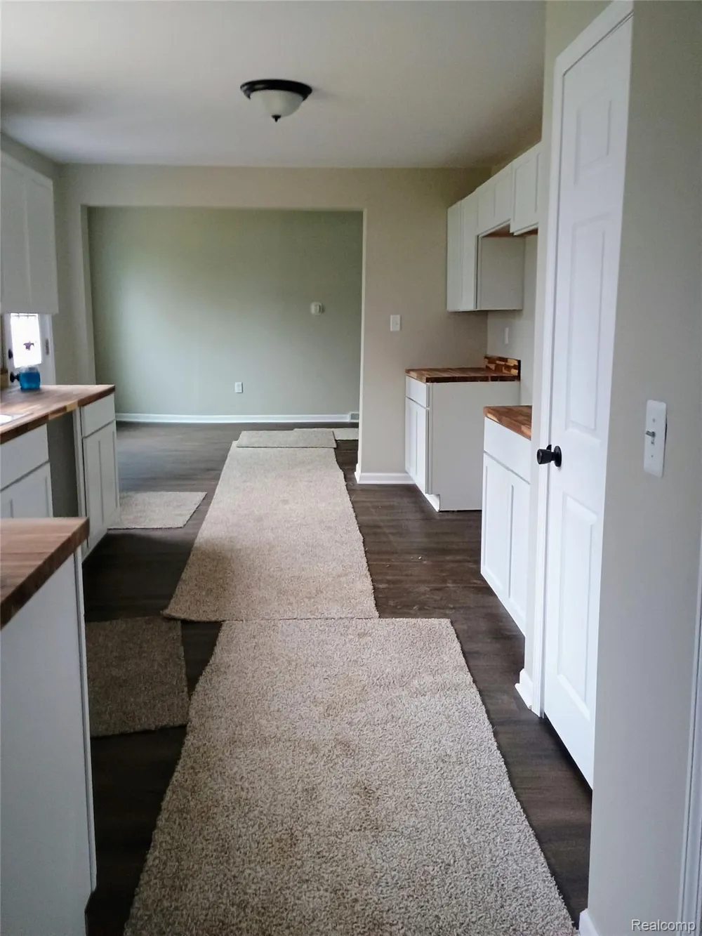 203 E Commercial Street Norvell Township, MI 49263