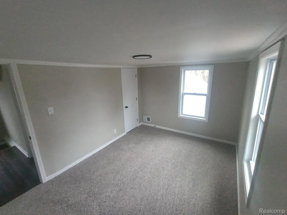 203 E Commercial Street Norvell Township, MI 49263