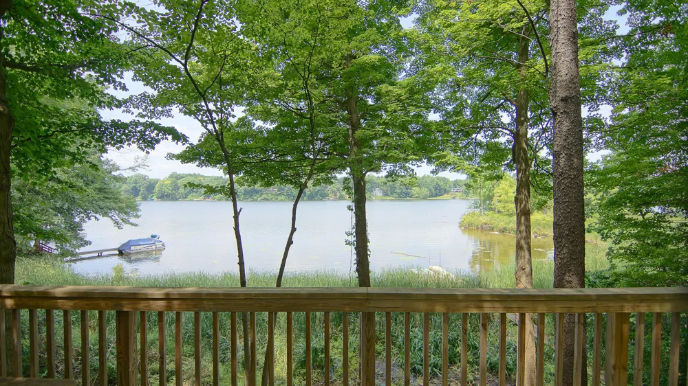 10749 Kings Lane Berrien Township, MI 49103