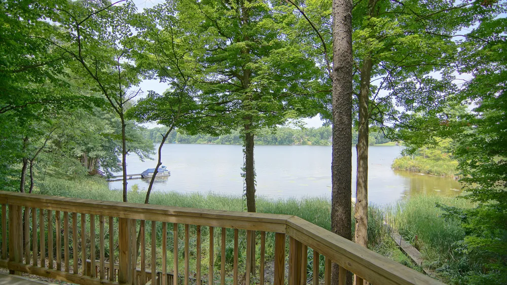 10749 Kings Lane Berrien Township, MI 49103