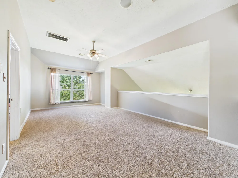 1484 Allison Street Alvin, TX 77511
