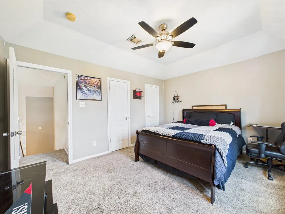 1484 Allison Street Alvin, TX 77511
