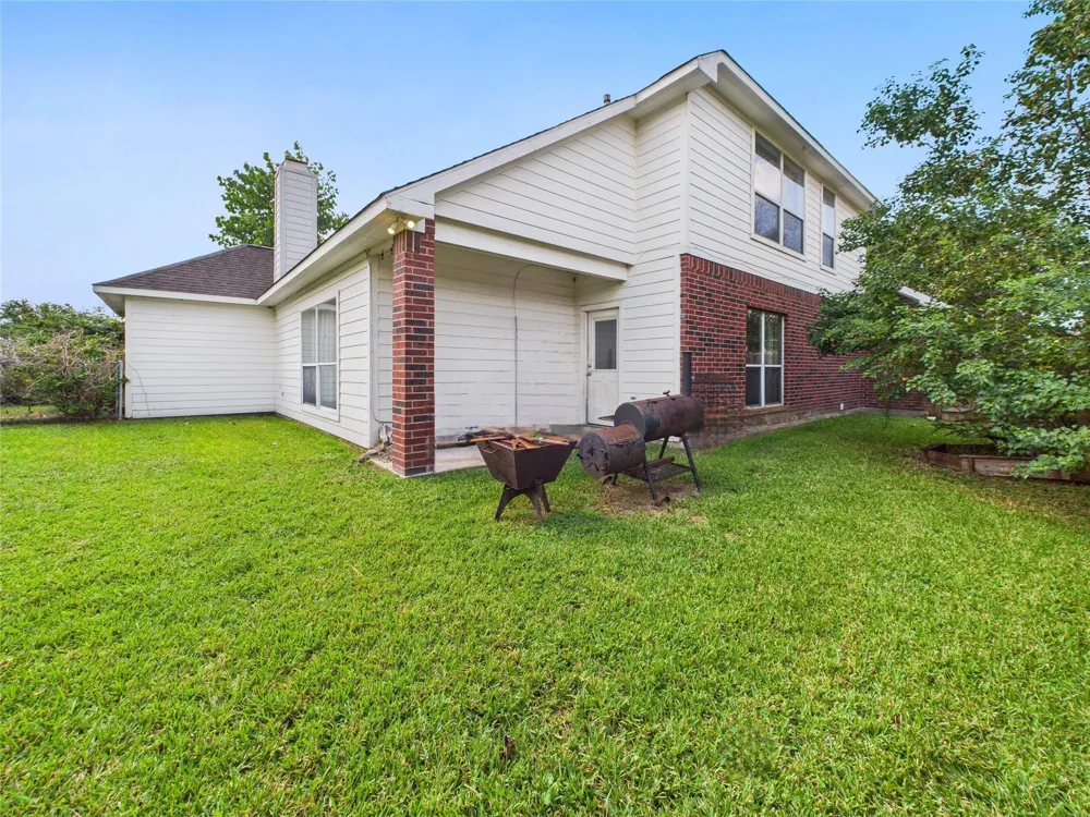 1484 Allison Street Alvin, TX 77511