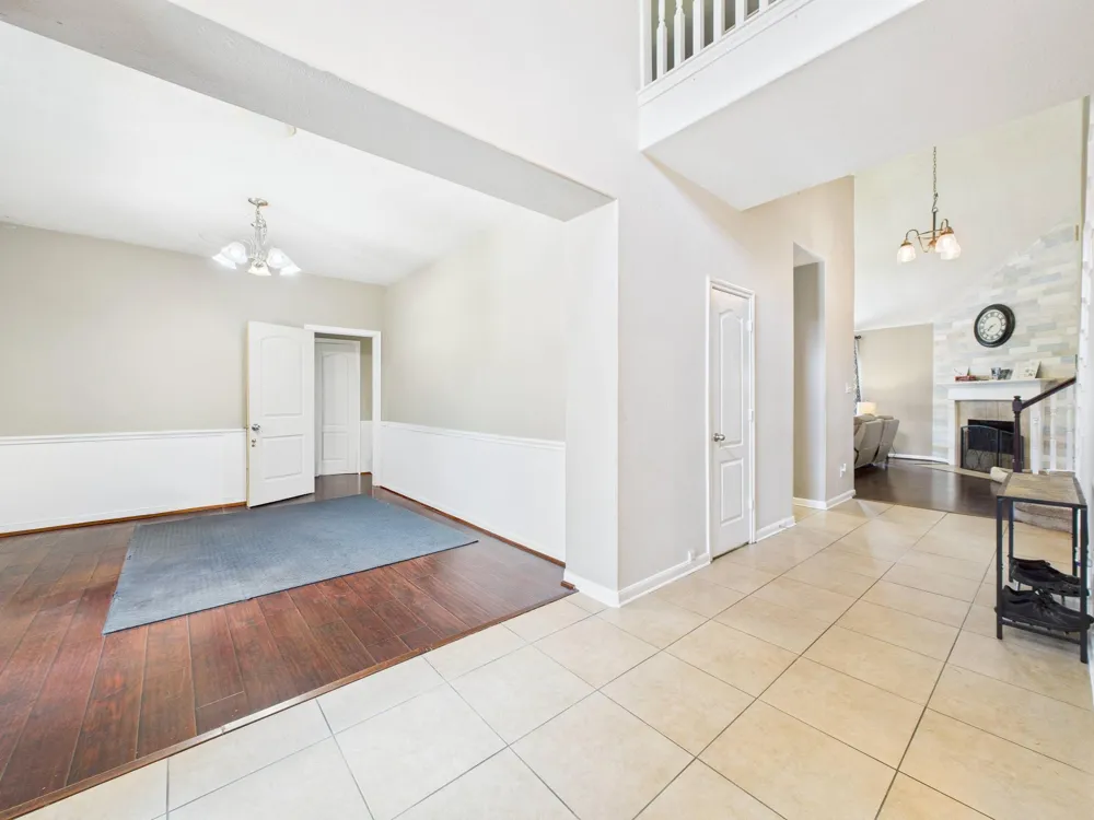 1484 Allison Street Alvin, TX 77511
