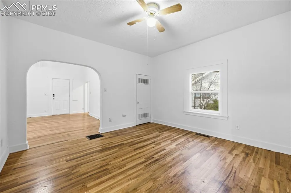 911 S El Paso Street Colorado Springs, CO 80903