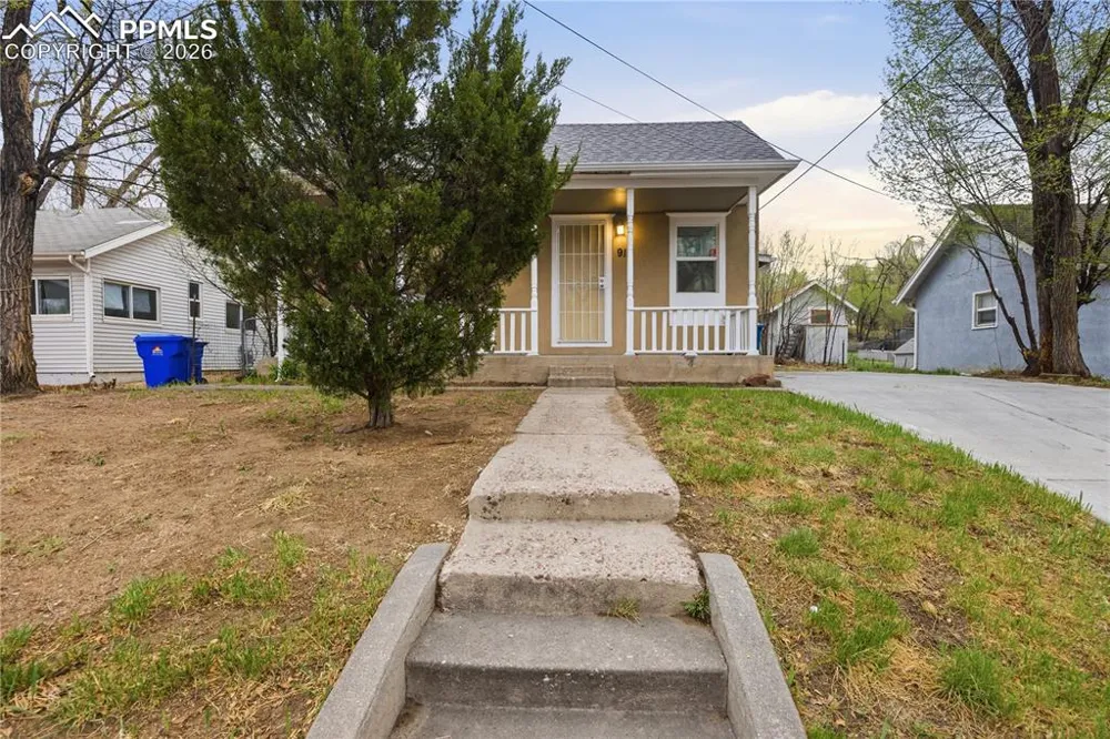 911 S El Paso Street Colorado Springs, CO 80903