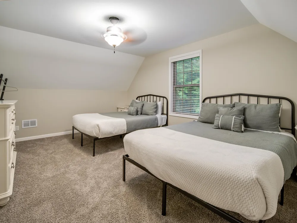 1942 Hoosier Valley Road Blair Township, MI 49685