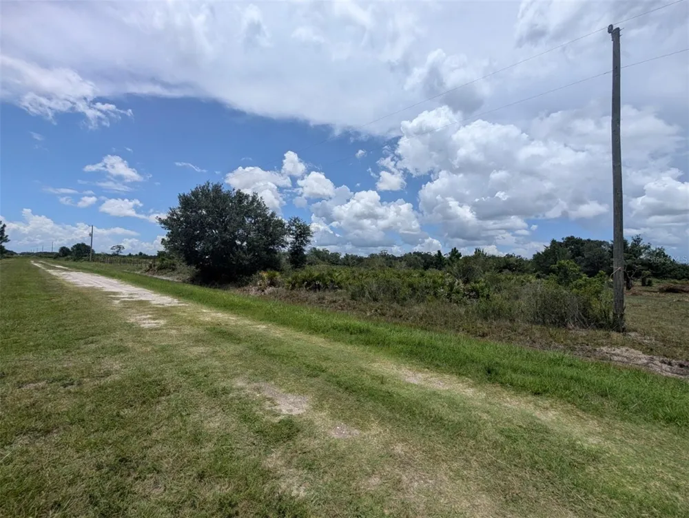 18235 NW 250TH STREET Okeechobee, FL 34972