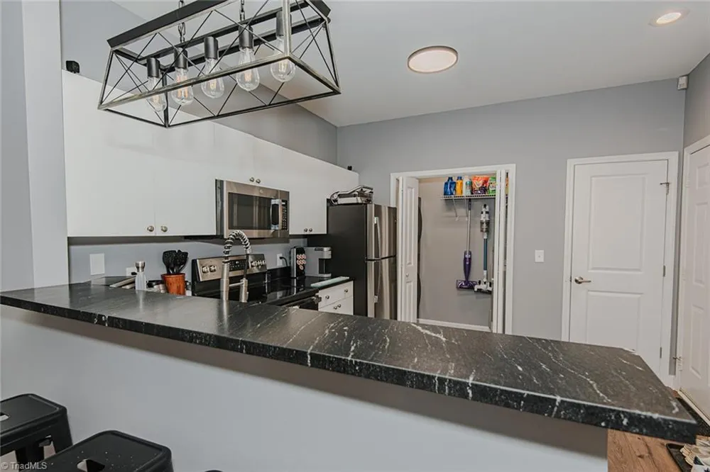 302 Campus Walk Trail #101 Elon, NC 27244