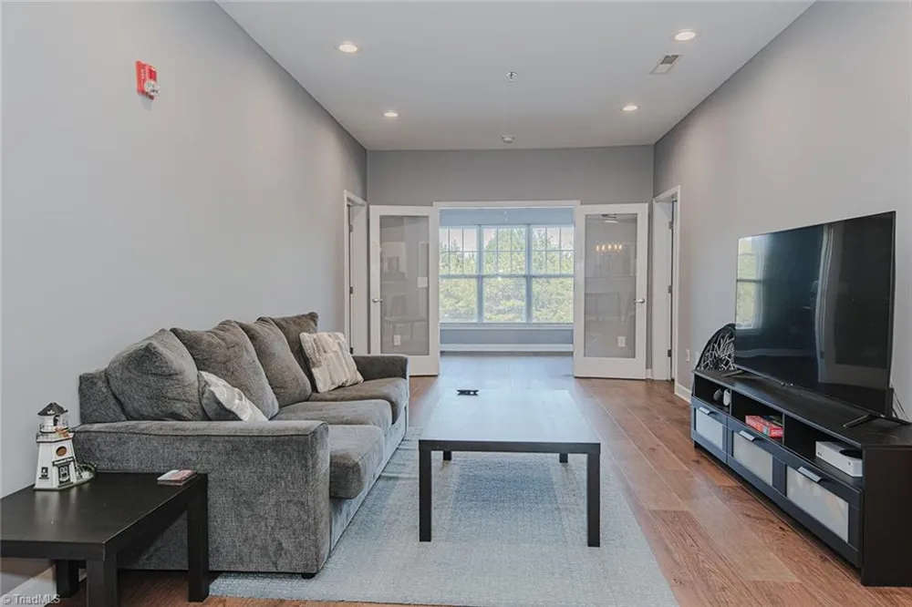 302 Campus Walk Trail #101 Elon, NC 27244