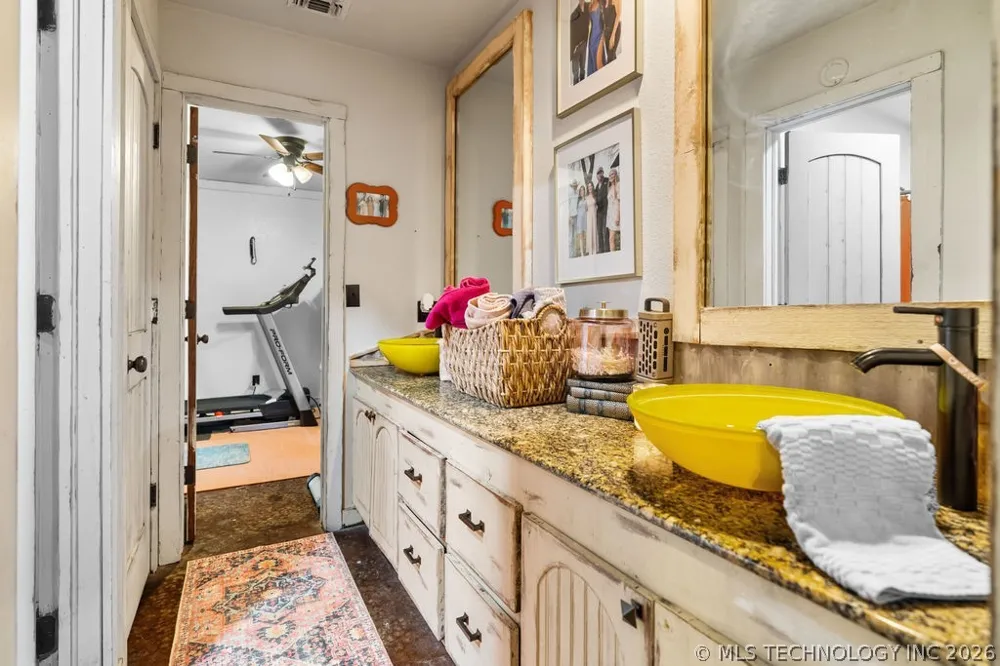 15337 Lewis Lane Madill, OK 73446