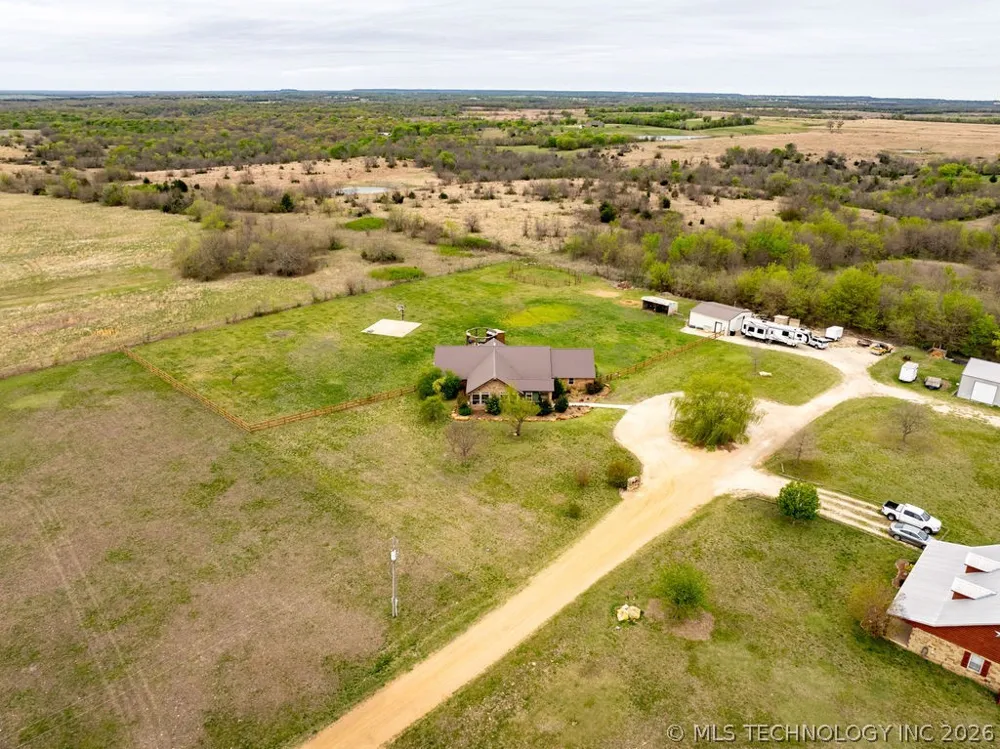 15337 Lewis Lane Madill, OK 73446