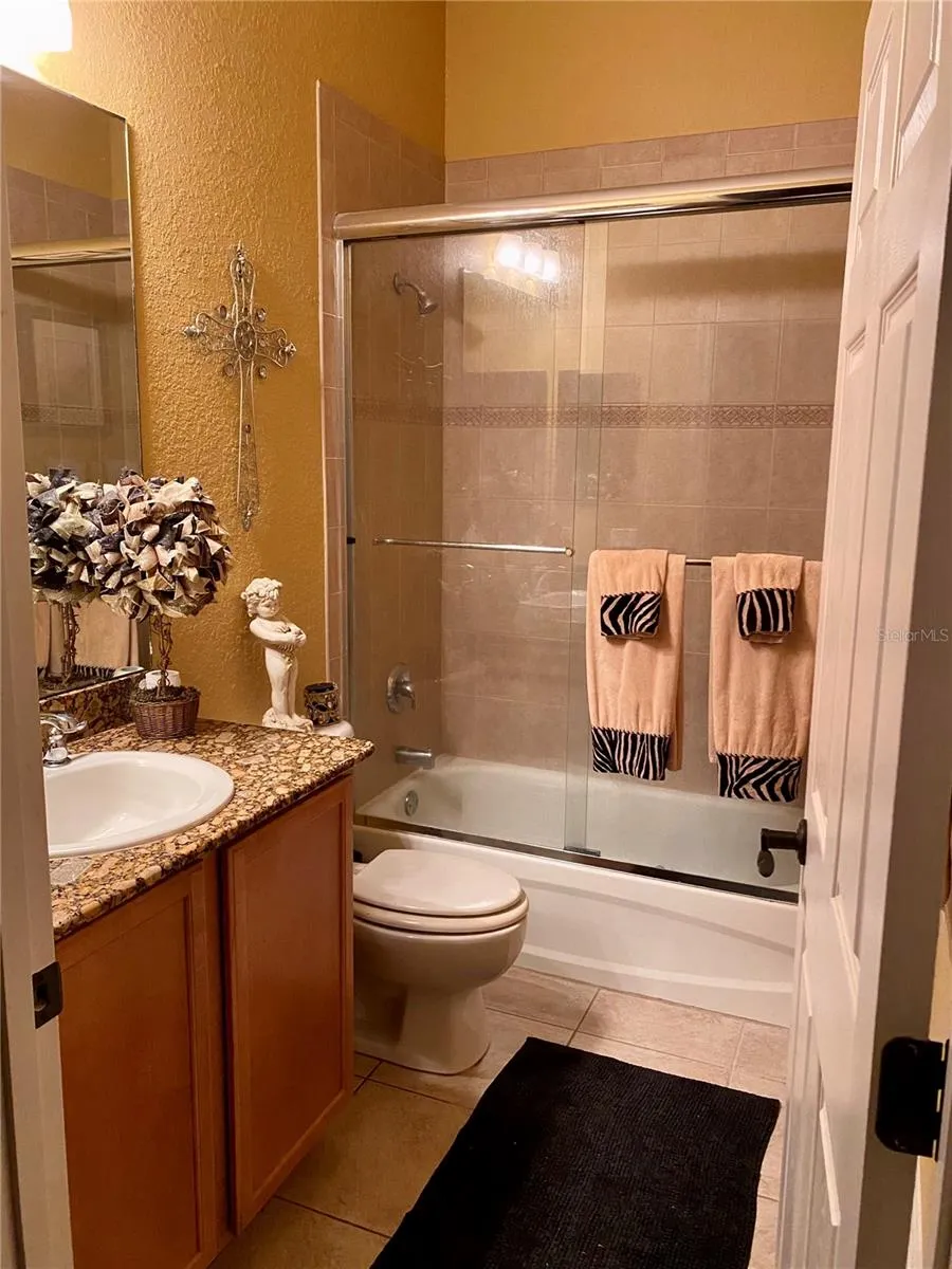 1051 GREEN GATE BOULEVARD Groveland, FL 34736