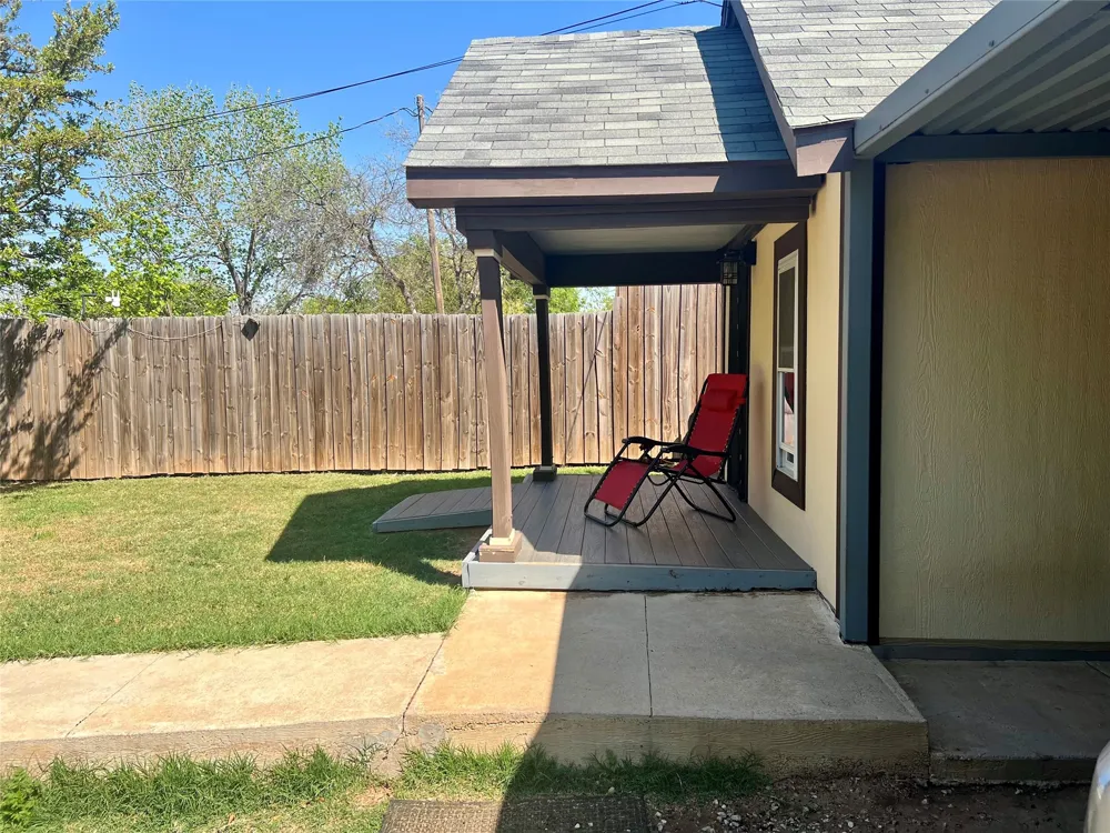 716 Baylor Street Nocona, TX 76255