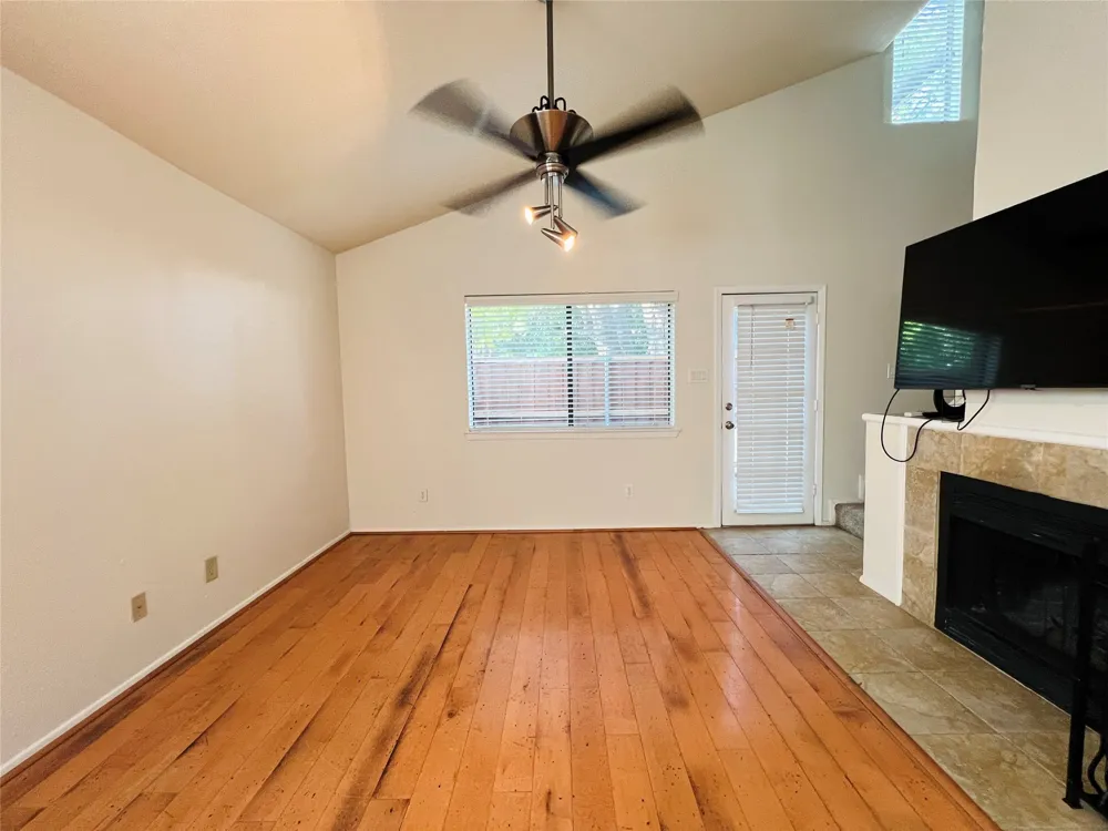 5759 Cedar Creek Drive Benbrook, TX 76109