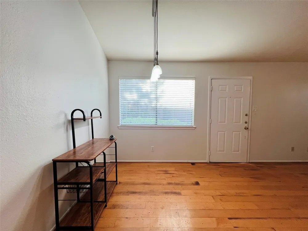 5759 Cedar Creek Drive Benbrook, TX 76109