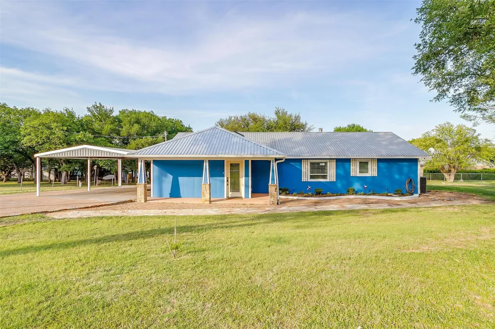 520 Deer Trail Gordon, TX 76453