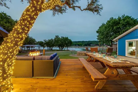 520 Deer Trail
