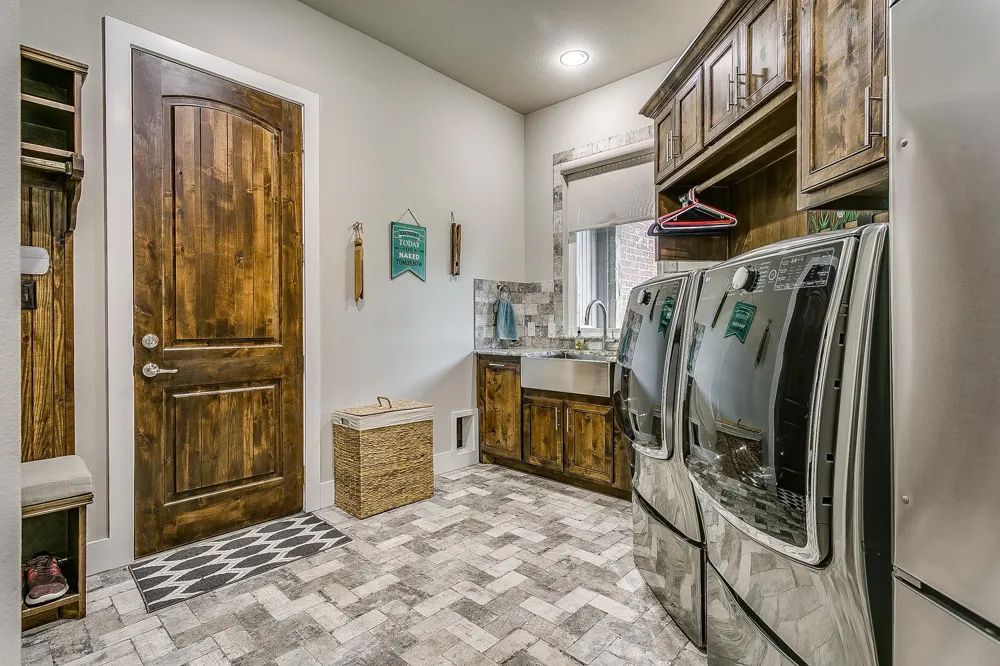 19069 Lakeview Court Whitney, TX 76692