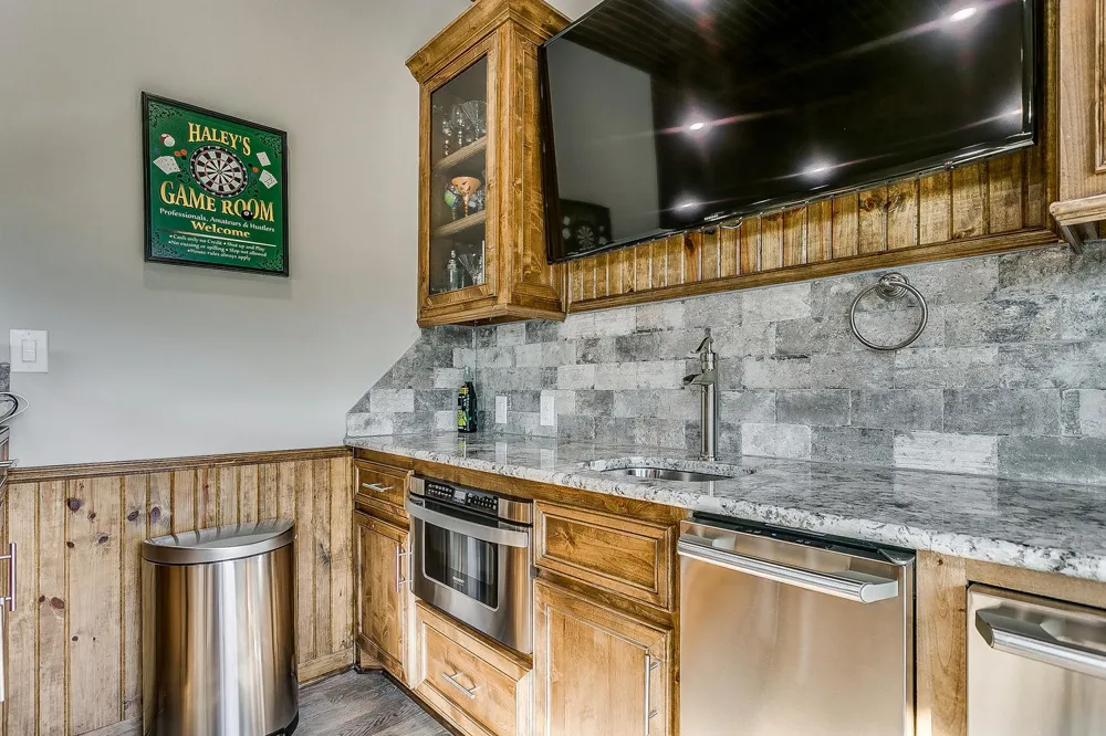 19069 Lakeview Court Whitney, TX 76692