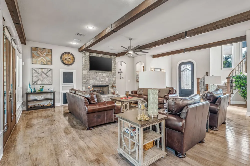 19069 Lakeview Court Whitney, TX 76692