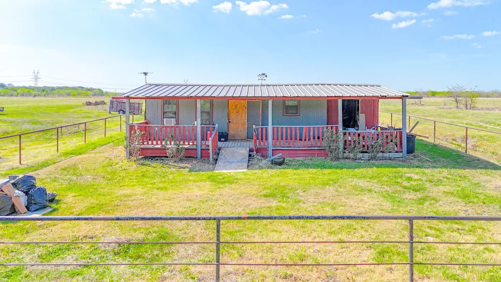 6600 SW County Road 2150 Richland, TX 76681