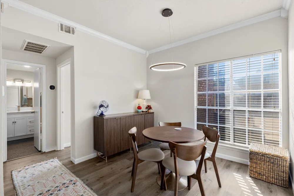 3550 Country Square Drive #111 Carrollton, TX 75006