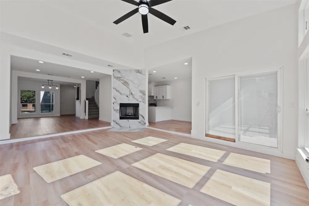 1412 Crosspointe Street Duncanville, TX 75137