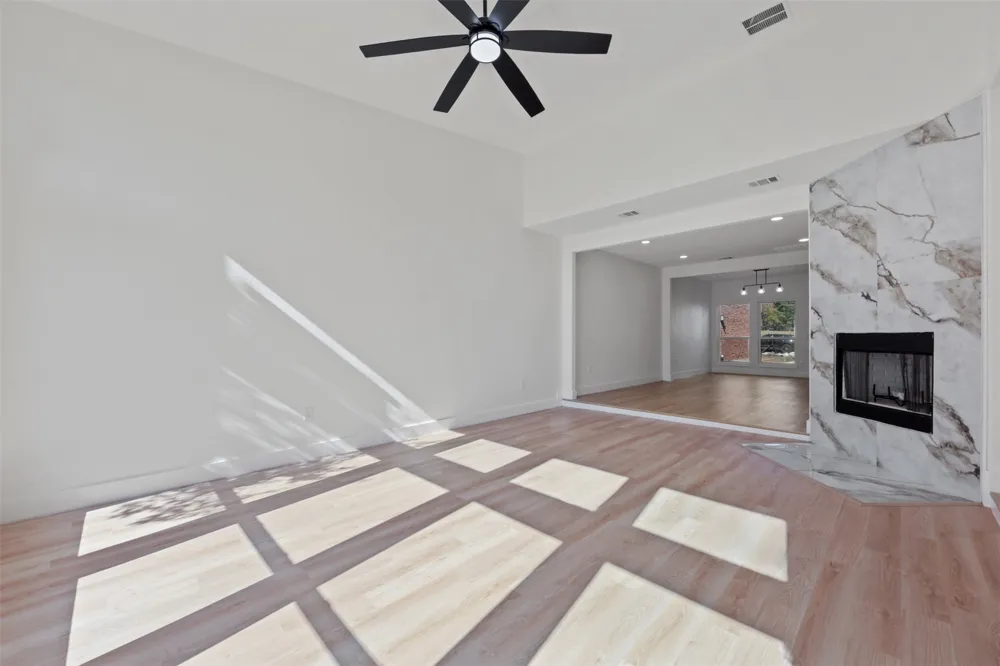 1412 Crosspointe Street Duncanville, TX 75137