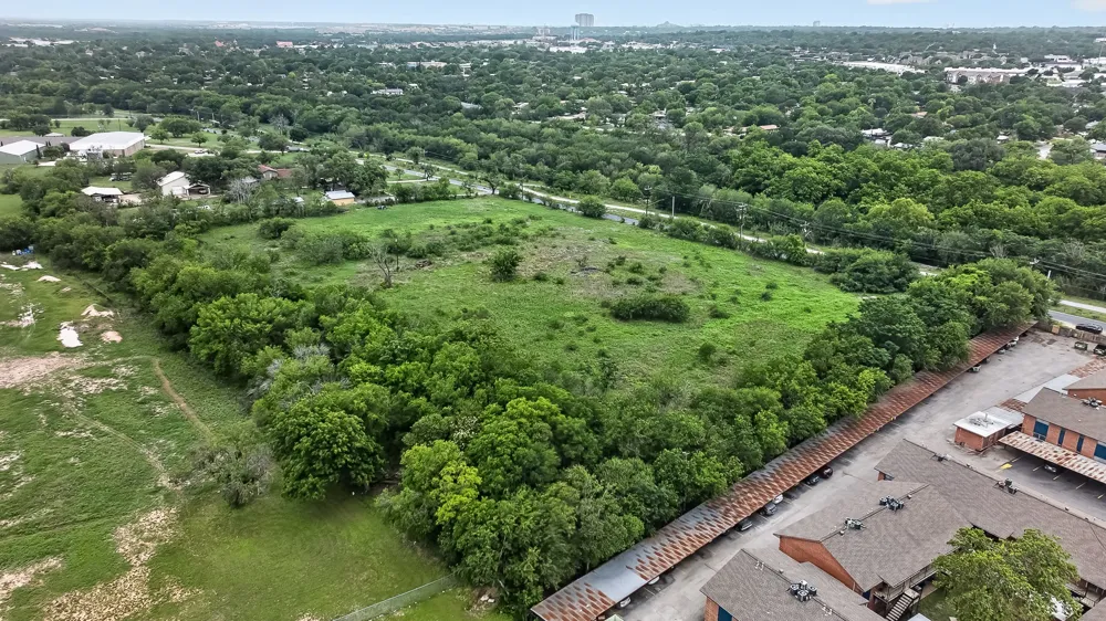 1328 Holbrook. Road San Antonio, TX 78218