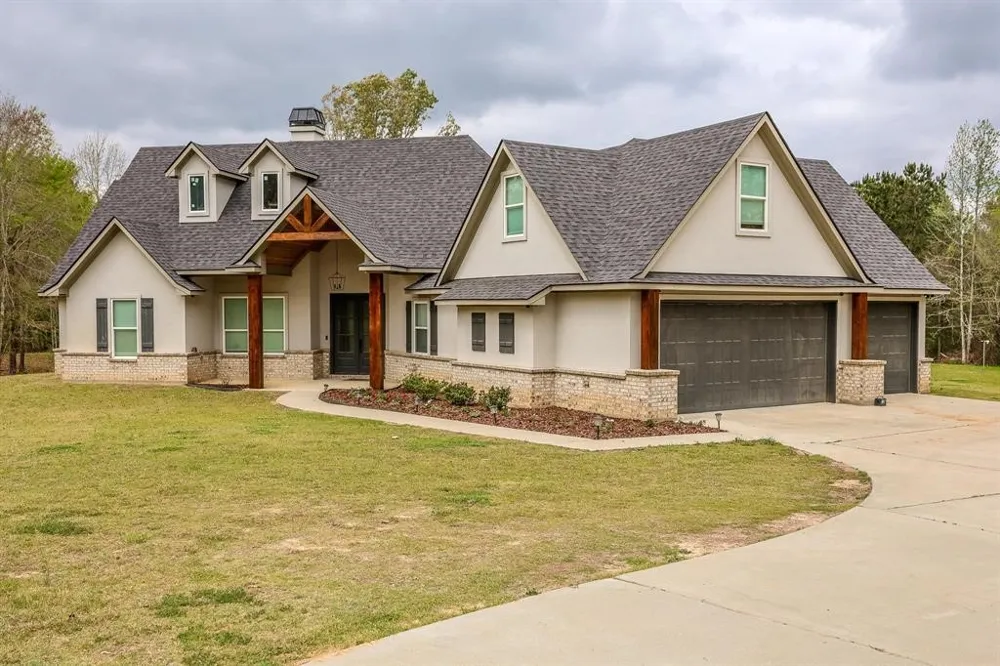 845 FM 31 De Berry, TX 75639