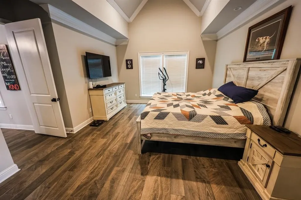 845 FM 31 De Berry, TX 75639