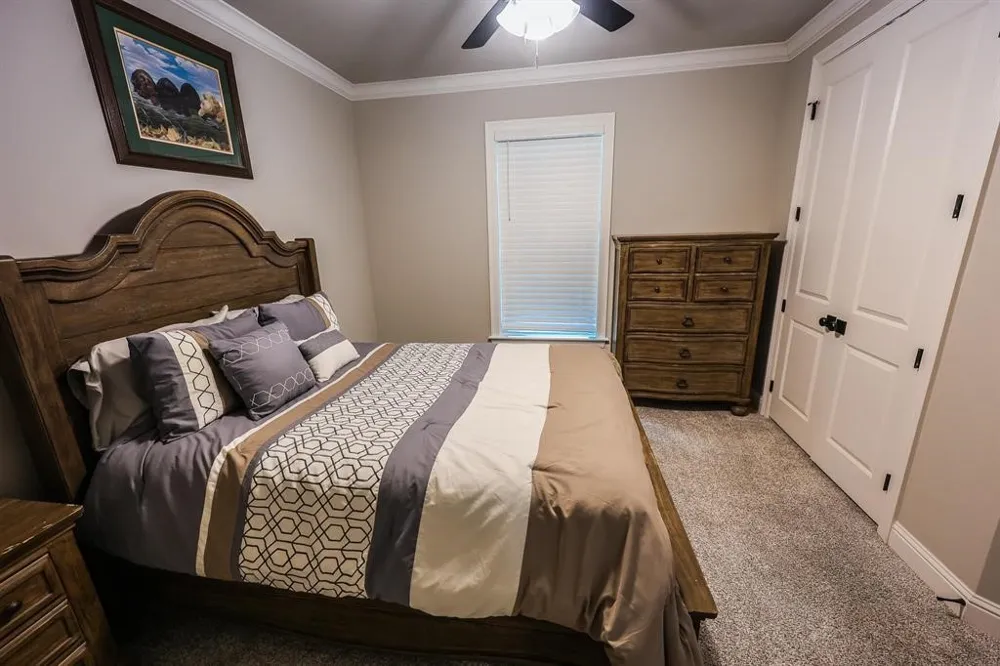 845 FM 31 De Berry, TX 75639