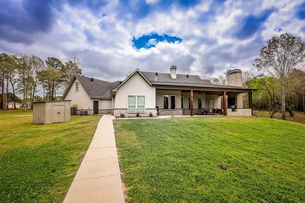 845 FM 31 De Berry, TX 75639