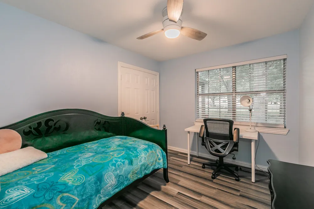 904 SHERMAN STREET Tioga, TX 76271