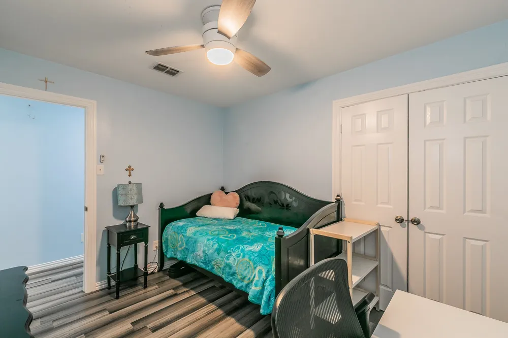 904 SHERMAN STREET Tioga, TX 76271