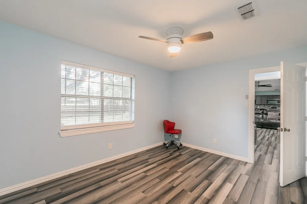 904 SHERMAN STREET Tioga, TX 76271