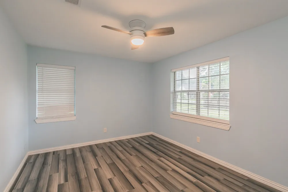904 SHERMAN STREET Tioga, TX 76271