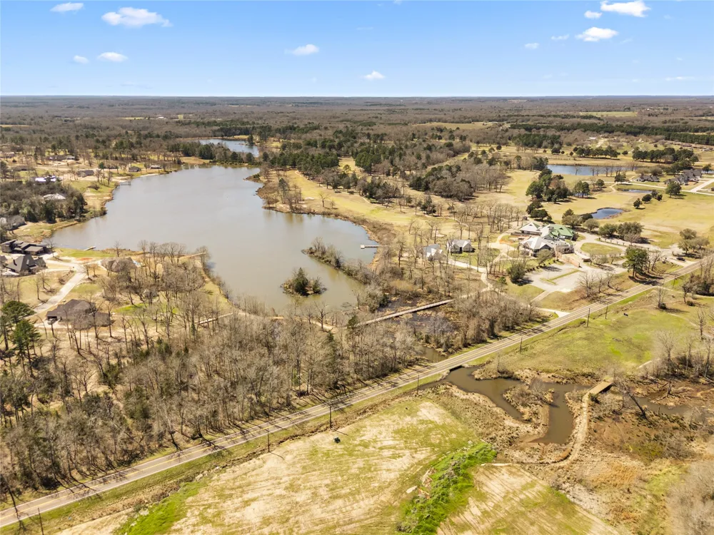 22049 Fm 1995 Lindale, TX 75771