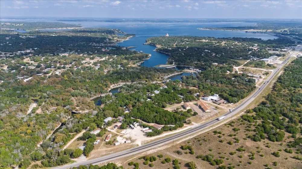 Hwy 22 Clifton, TX 76634